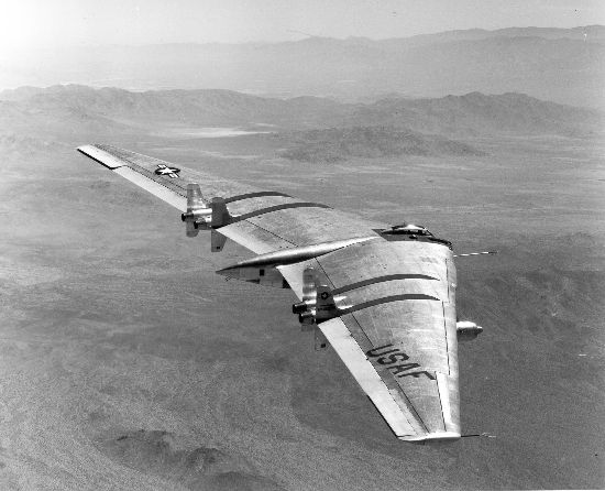 Northrop-YB-49-2.jpg