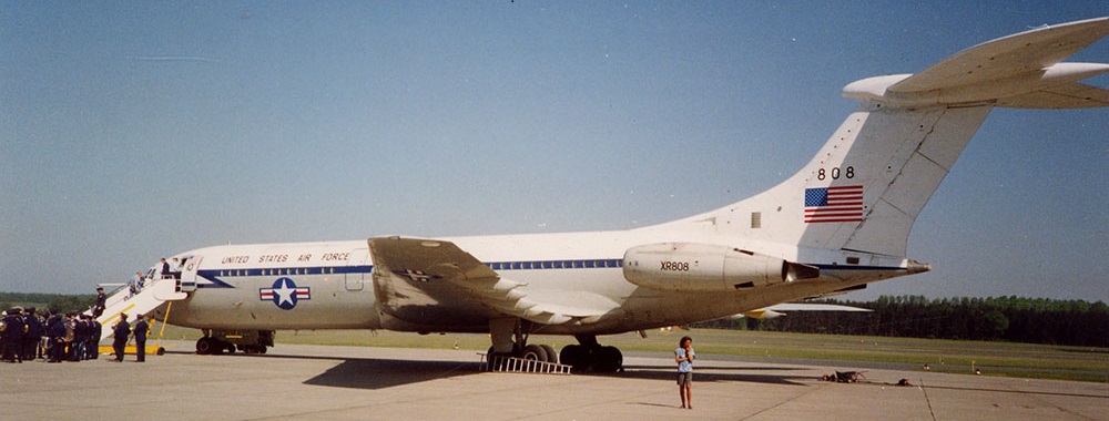 VC-10 XR808 USAF.jpg